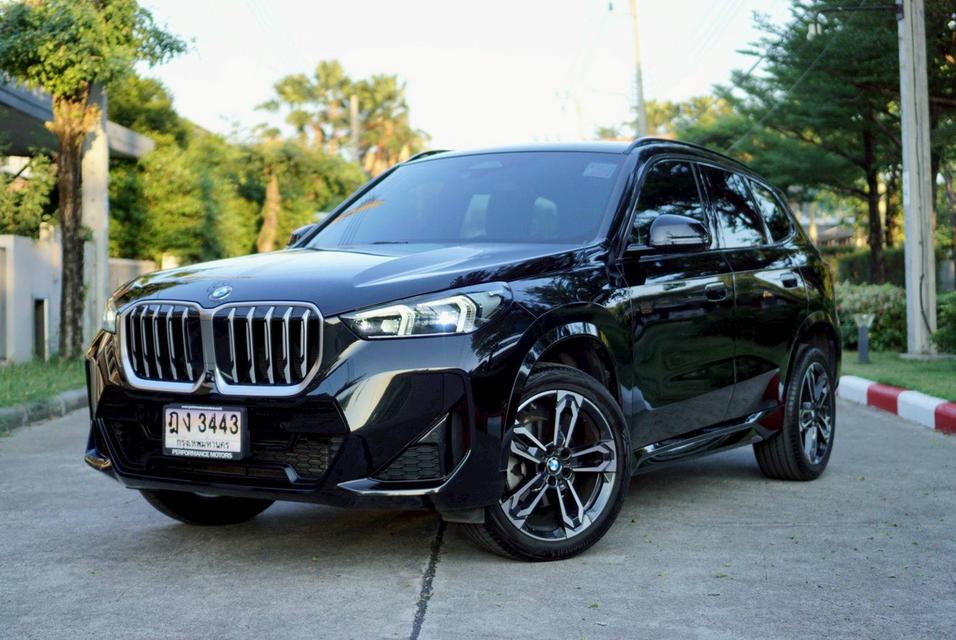 2023 BMW X1