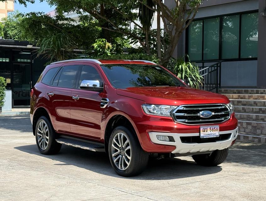 2020 Ford Everest