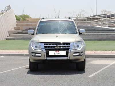2015 Mitsubishi Pajero