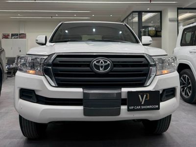 2018 Toyota Land Cruiser