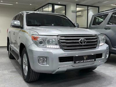 2013 Toyota Land Cruiser