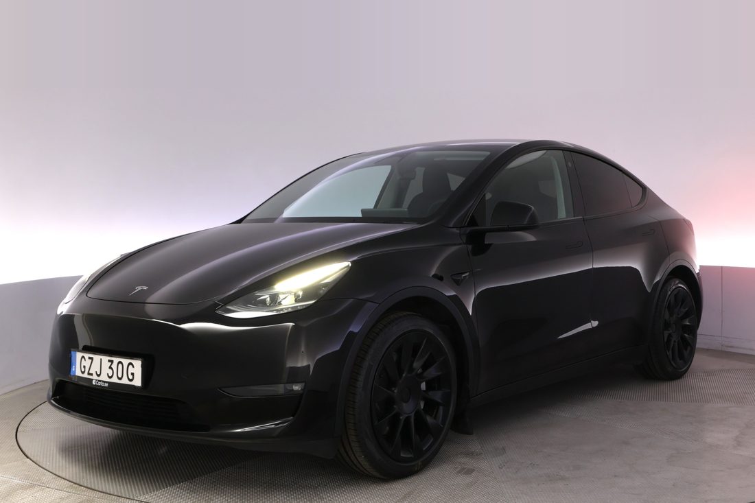 2023 Tesla Model Y LONGRANGEAWDAUTOPILOT