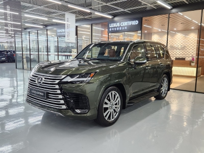 2025 Lexus LX VIP