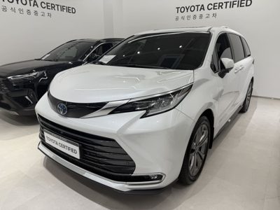 2025 Toyota Sienna 2WD