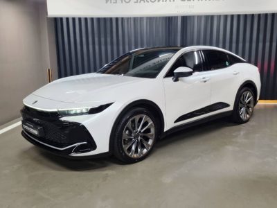 2023 Toyota Crown HEV