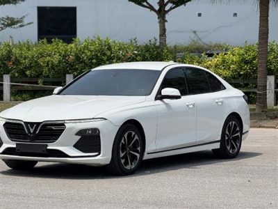 2020 Vinfast Lux ABASE