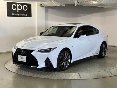 2021 Lexus IS