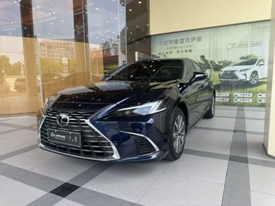 2025 Lexus ES