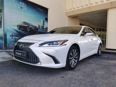 2024 Lexus ES