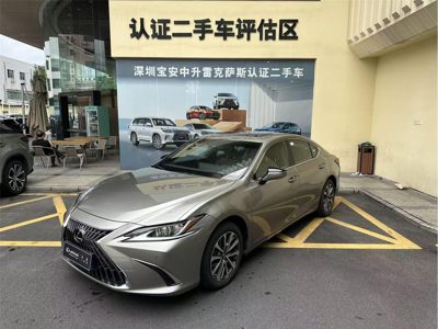 2024 Lexus ES