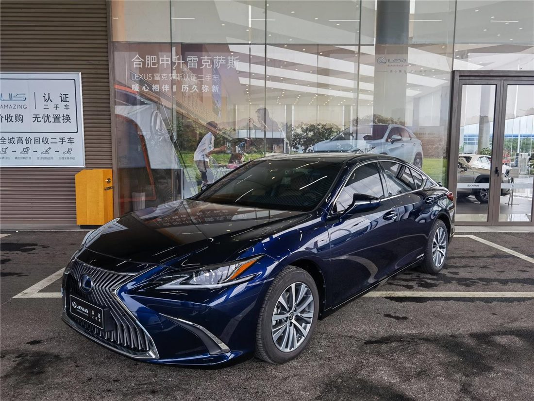 2023 Lexus ES