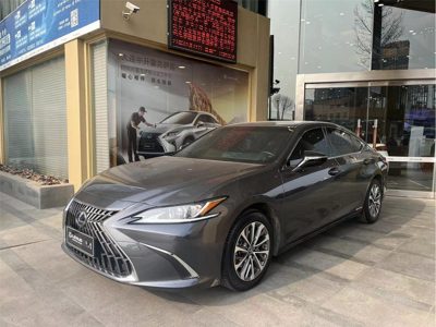 2022 Lexus ES