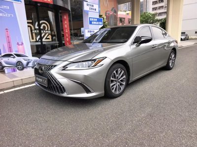2023 Lexus ES
