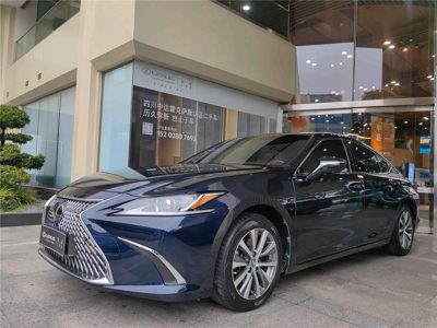 2021 Lexus ES