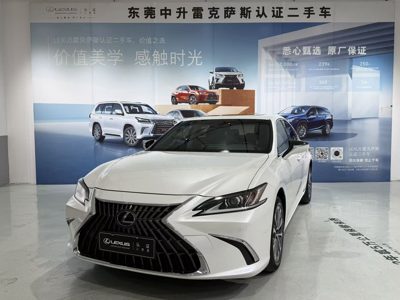 2022 Lexus ES
