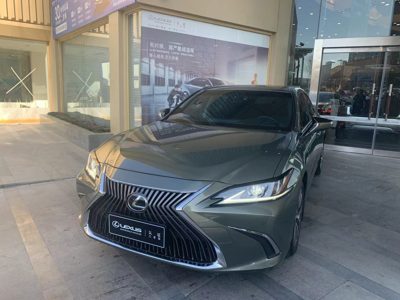 2024 Lexus ES