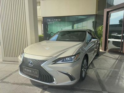 2020 Lexus ES