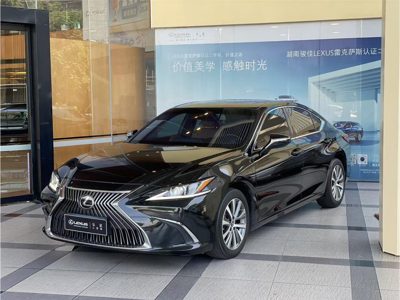 2022 Lexus ES