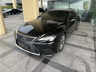 2021 Lexus LS