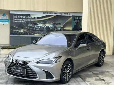 2025 Lexus ES