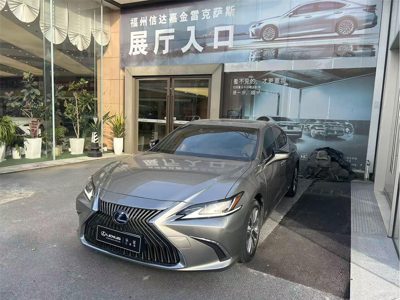 2021 Lexus ES