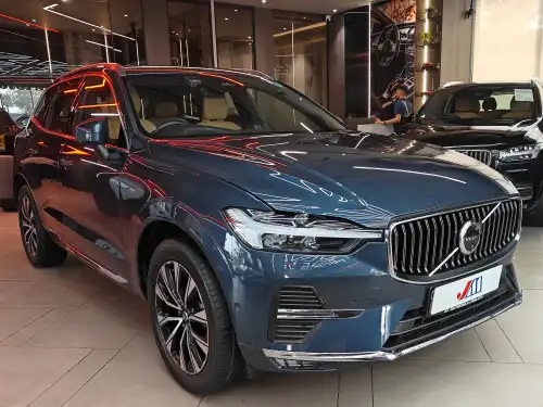 2024 Volvo XC60 B5ULTIMATE