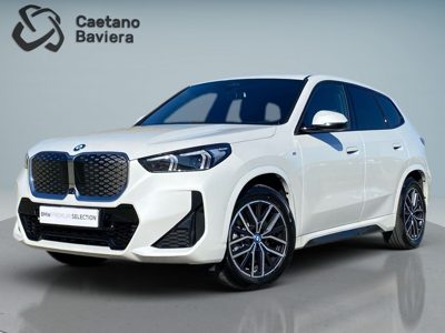 2025 BMW iX1 BMWIX1XDRIVE30PACKM