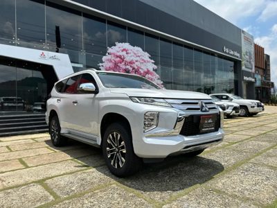 2023 Mitsubishi Pajero