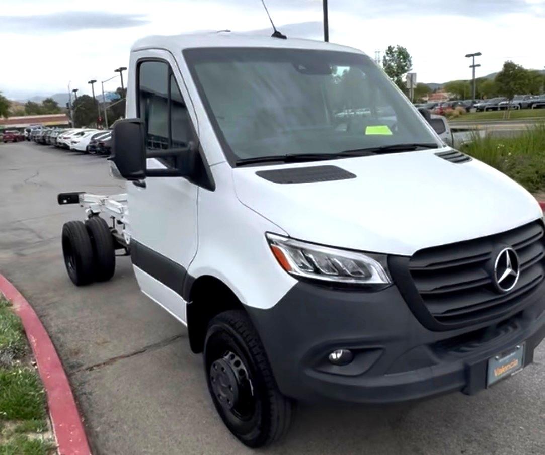 2024 Mercedes-Benz Sprinter 3500CHASSIS