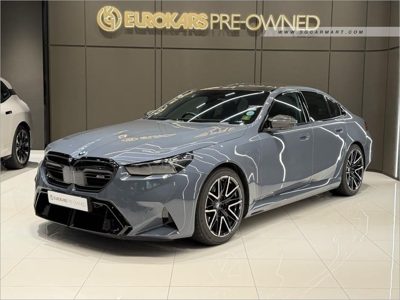 2025 BMW M5 SEDANPLUGINHYBRID4.4AM