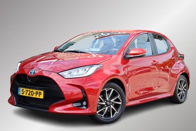 2023 Toyota Yaris 1.5HYBRIDDYNAMIC,TREKHAAK