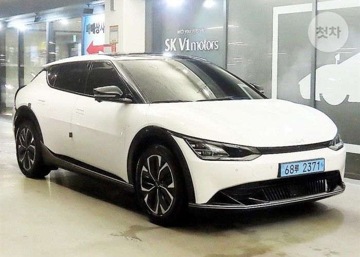 2023 KIA EV6 Long Range 4WD Earth