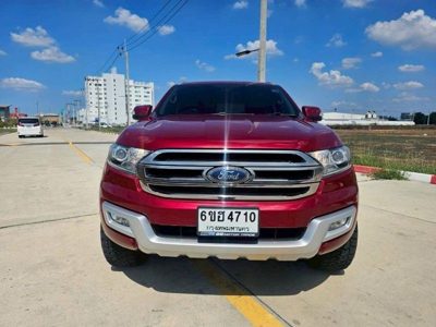 2017 Ford Everest