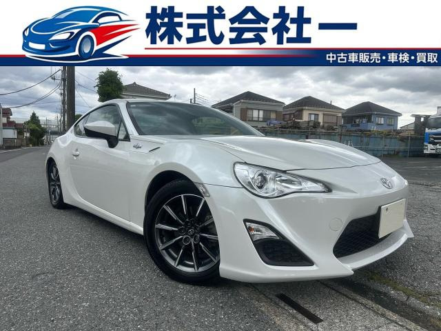2014 Toyota 86 2.0G6速MT車/ローダウン/社外LED/