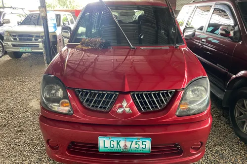 2010 Mitsubishi Freeca