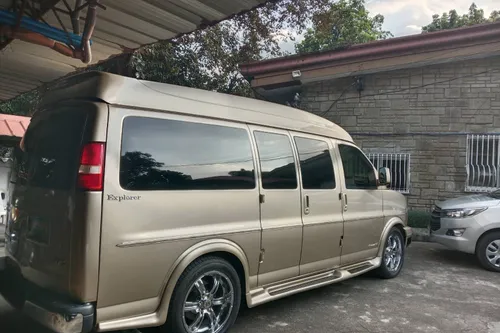 2008 GMC Savana