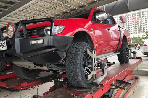 2015 Mitsubishi L200