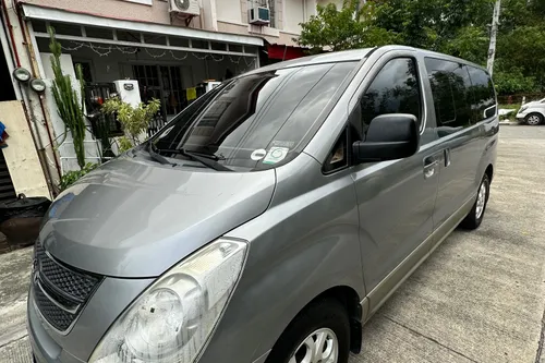 2011 Hyundai H1