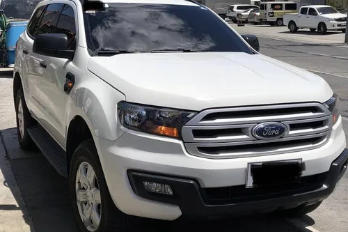 2015 Ford Everest