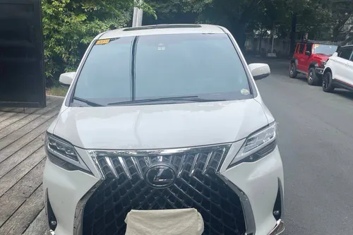 2023 Lexus LM