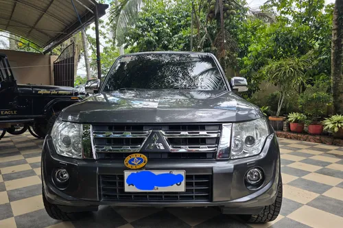 2014 Mitsubishi Pajero