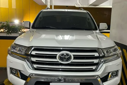 2018 Toyota Land Cruiser