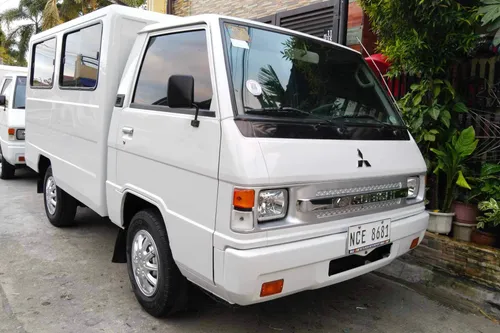 2016 Mitsubishi L300