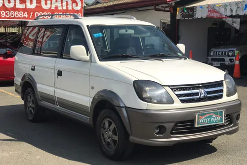 2017 Mitsubishi Freeca