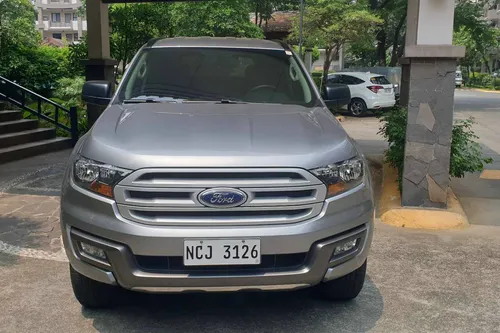 2016 Ford Everest