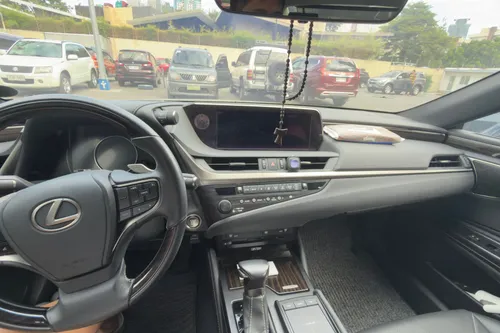 2018 Lexus ES