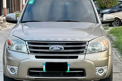 2012 Ford Everest