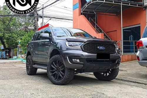 2020 Ford Everest
