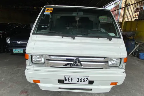 2020 Mitsubishi L300