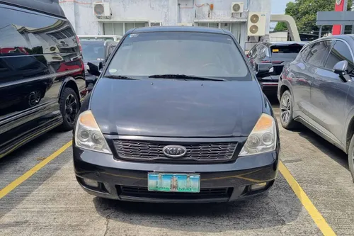 2011 KIA Carnival
